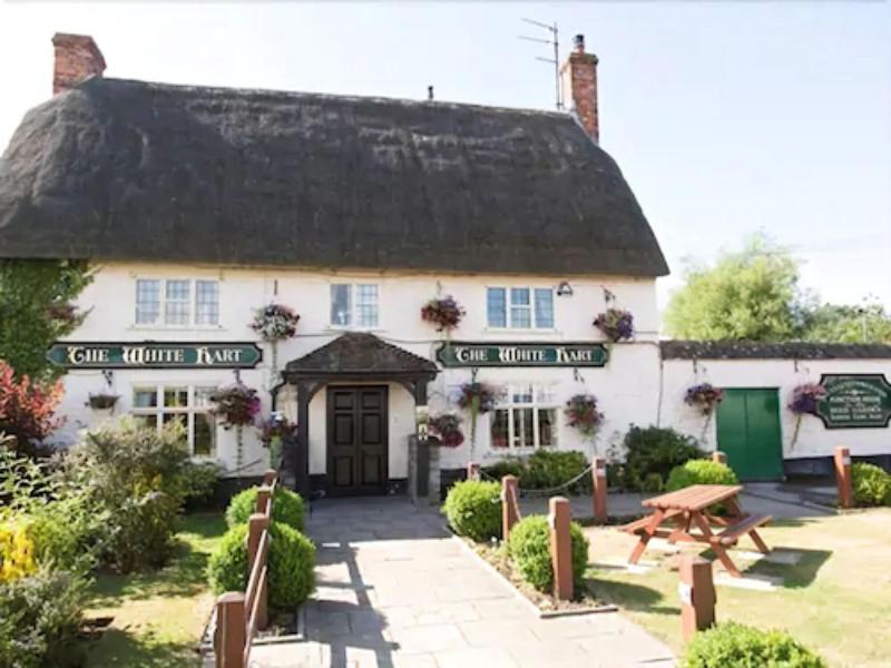 The White Hart, Wroughton Bed and Breakfast Swindon Esterno foto